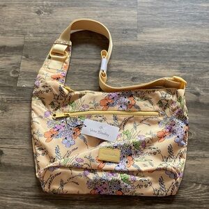 NWT Vera Bradley Floral Crossbody Bag.